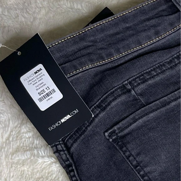 Two Tone FashionNova Jeans - Picture 3 of 4